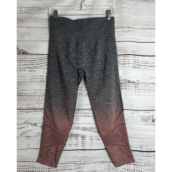 Pink Victorias Secret Cool and Comfy Leggings size Large Pink Black Grey - Picture 1 of 10